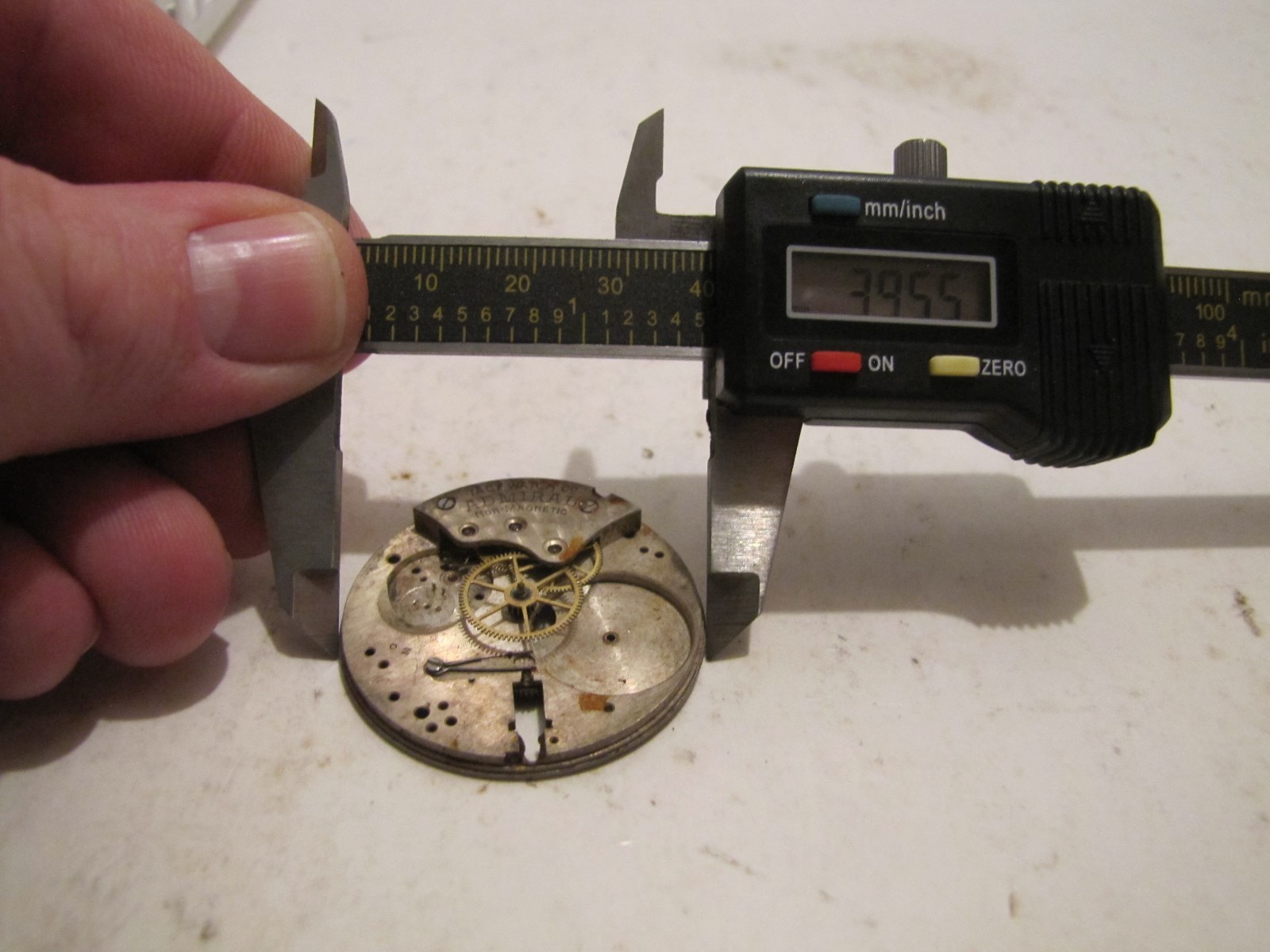 VINTAGE TACY POCKET WATCH ADMIRAL 39MM MECHANISM BODY FOR PARTS