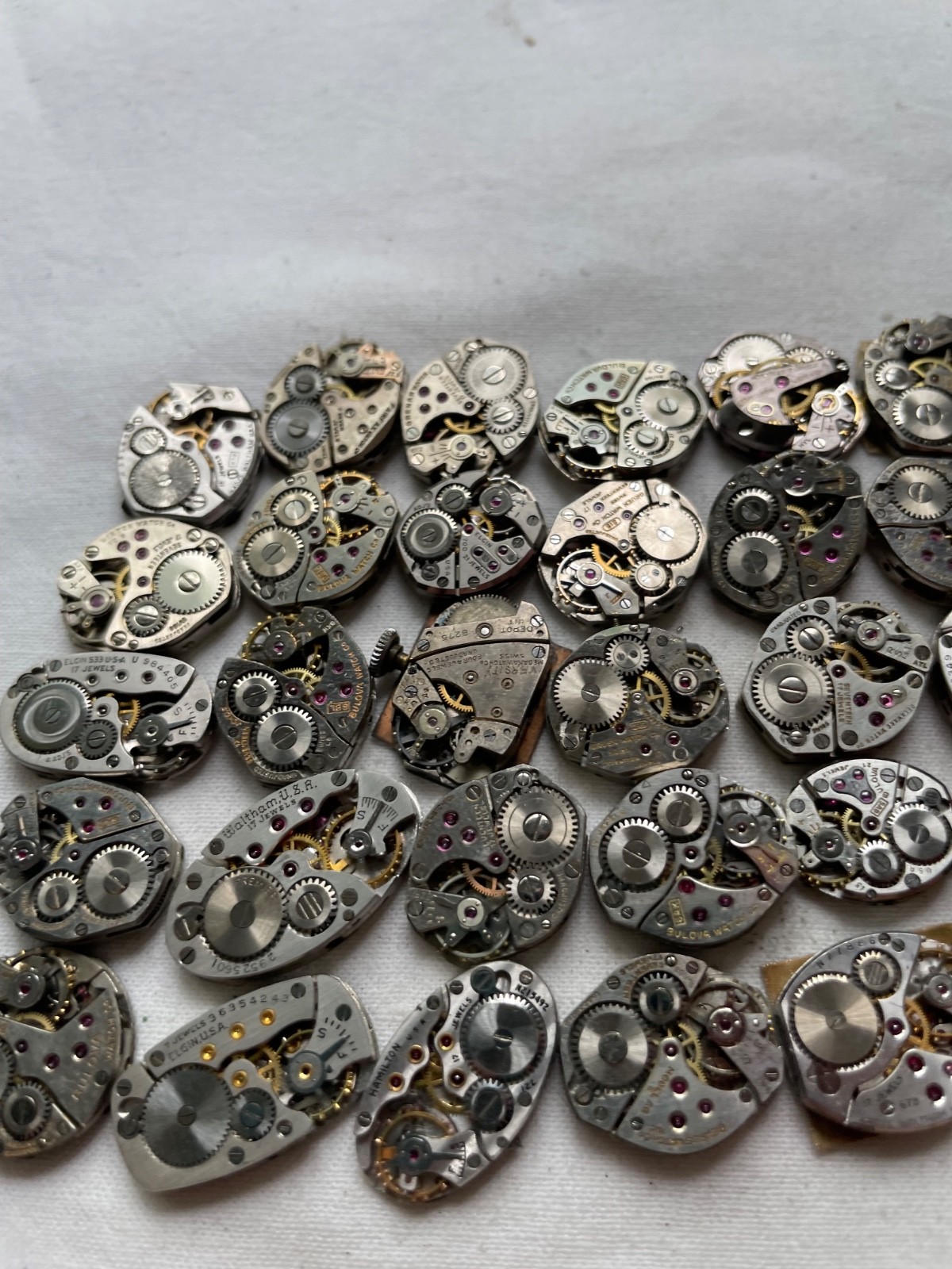 40 movement for USA ladies watches AS IS – Elgin Bulova Waltham Gruen etc.