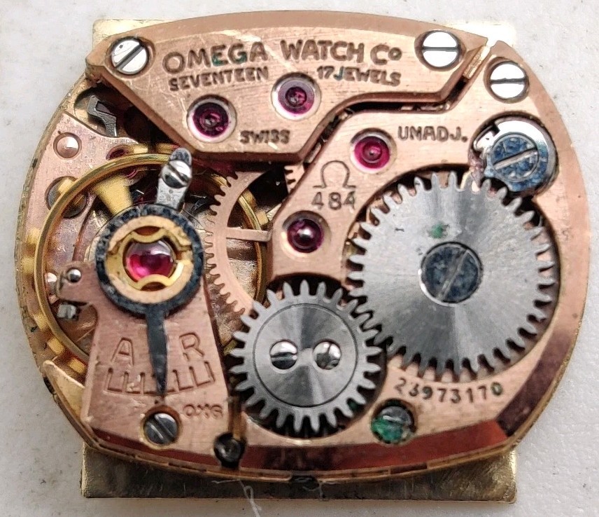 Vintage Omega Cal. 484 17 jewel watch movement running