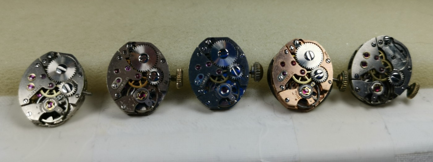 Lot 20 x AS 1677 17 J Cal. AS 1677 Swiss Wristwatch Movement Repair/Parts