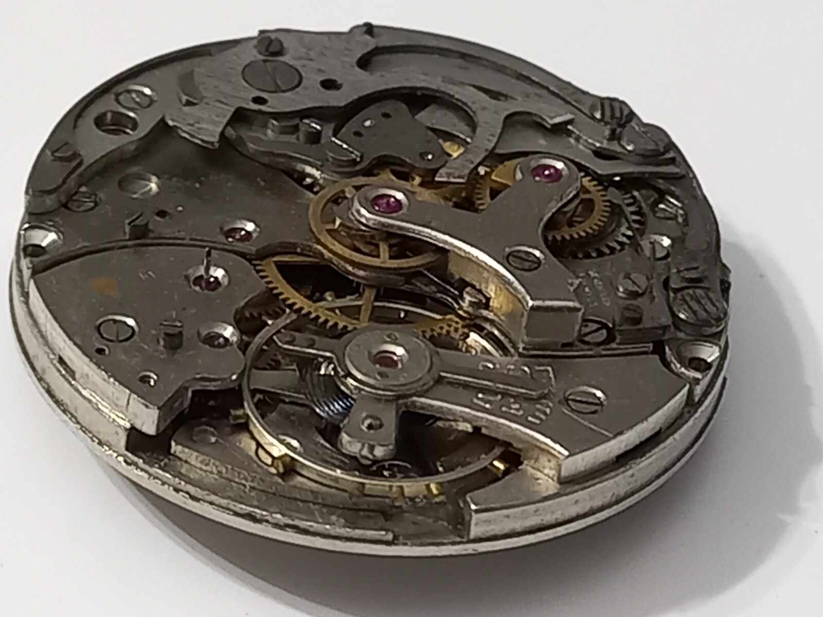 1940’S VENUS CAL 188 MOVEMENT FOR PARTS REPAIR – AS IS