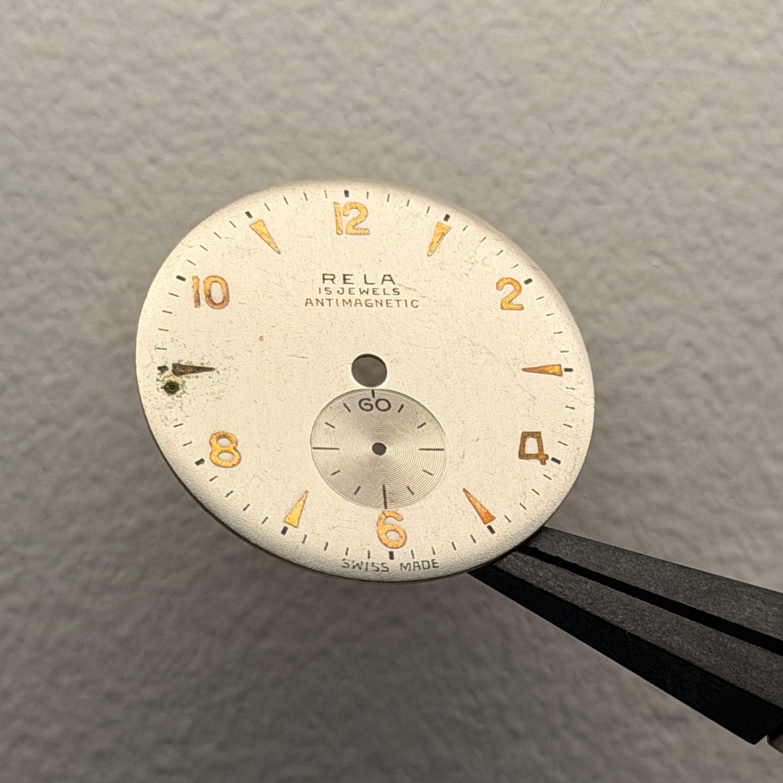 Rela 15 Jewels Antimagnetic Small-Seconds Silver Vintage Watch Dial 28mm
