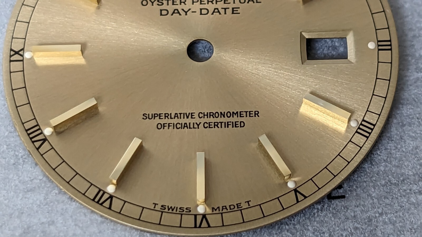 Genuine Rolex Day Date President Champagne Dial 36MM 18038 18238 New Old Stock