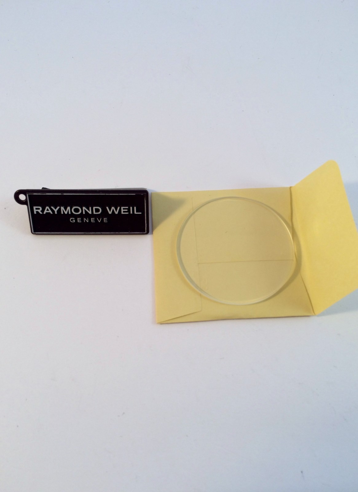 Replacement Watch Crystal for Mens Raymond Weil Freelancer Models -37.0 mm Round