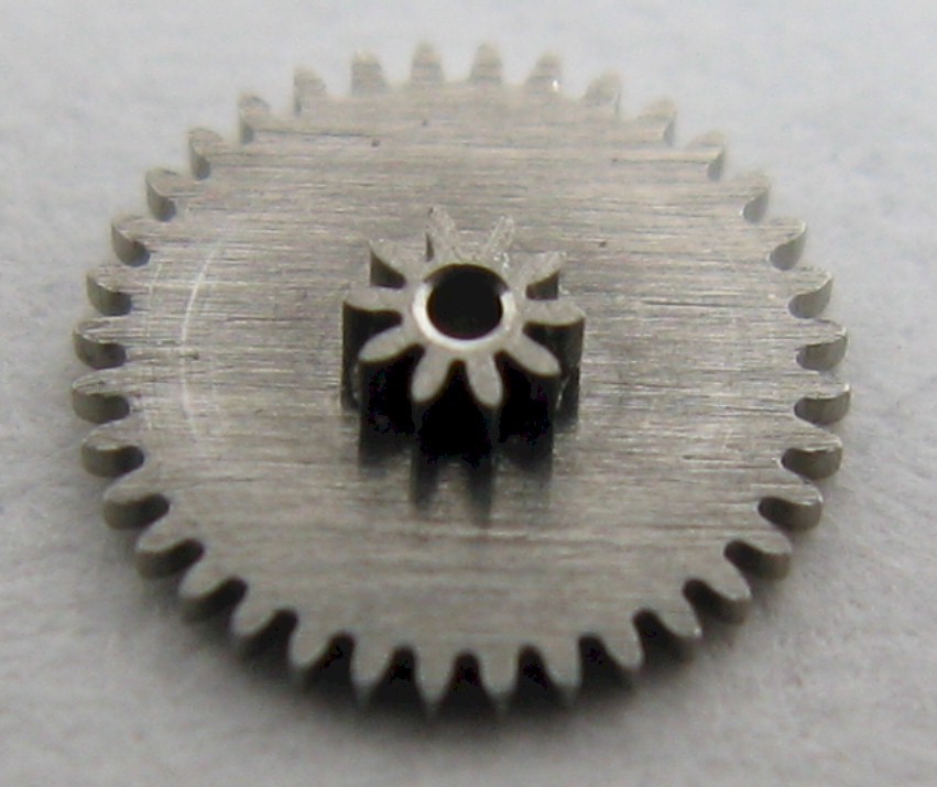 LeCoultre 814 815 … watch part: minute wheel #260