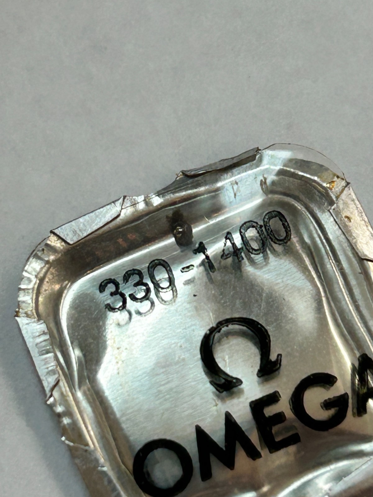 OMEGA 330-1400 Oscillating Weight Axle. New Old Stock
