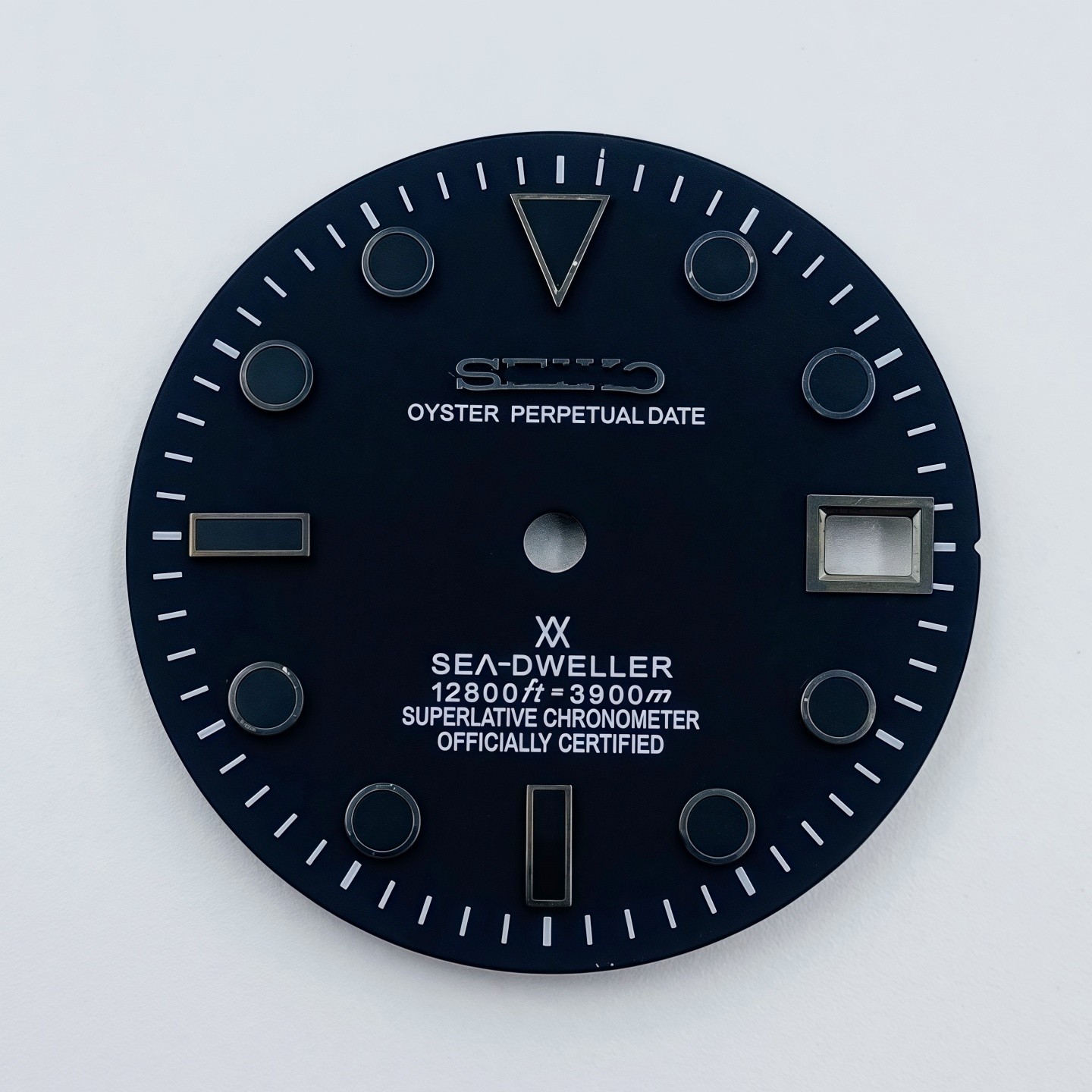 28.5mm Metallic Matte Watch Dial Green Luminous Date for Nh35 Nh36 Movement