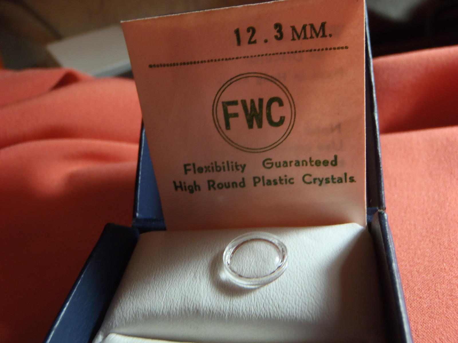 FWC HIGH ROUND Diamond Edge PLASTIC WATCH CRYSTAL 12.3MM NOS