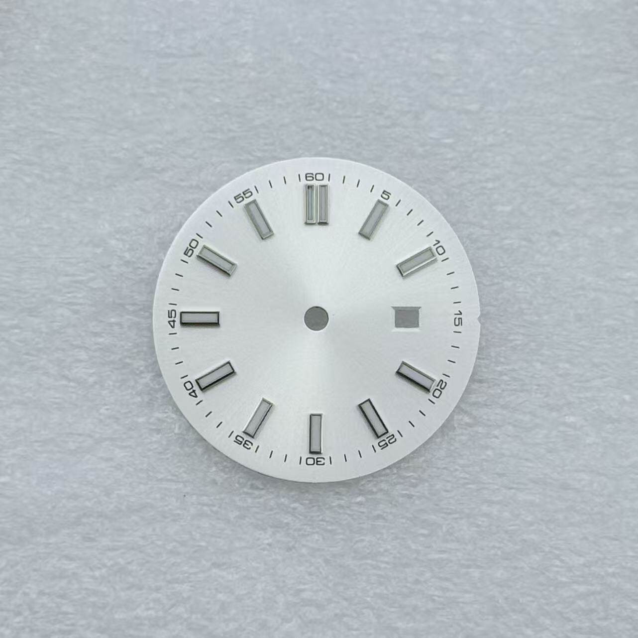 Women’s NH05 Dial 24.5mm Index Markers Green Luminous Fit NH05 Movement watch