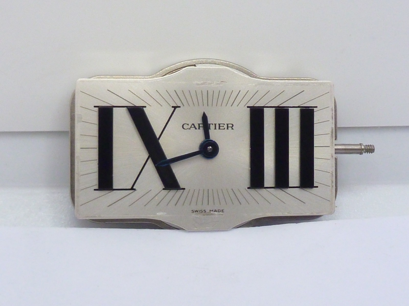 Cartier 157 Movement – Works with dail hands Quartz