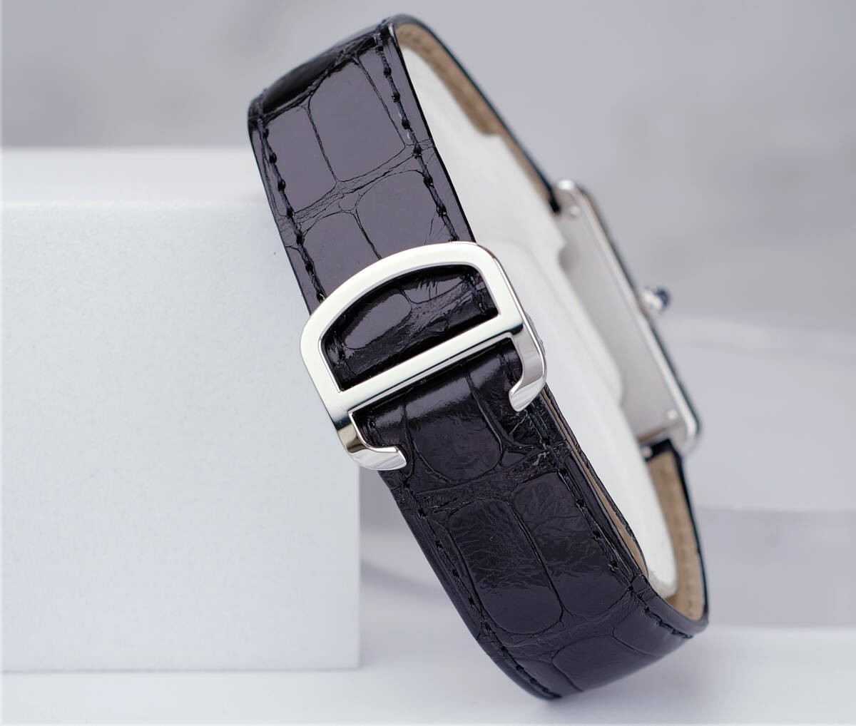 Cartier Watch Must Tank Solo Silver Roman index Quartz LM 27mm Men’s