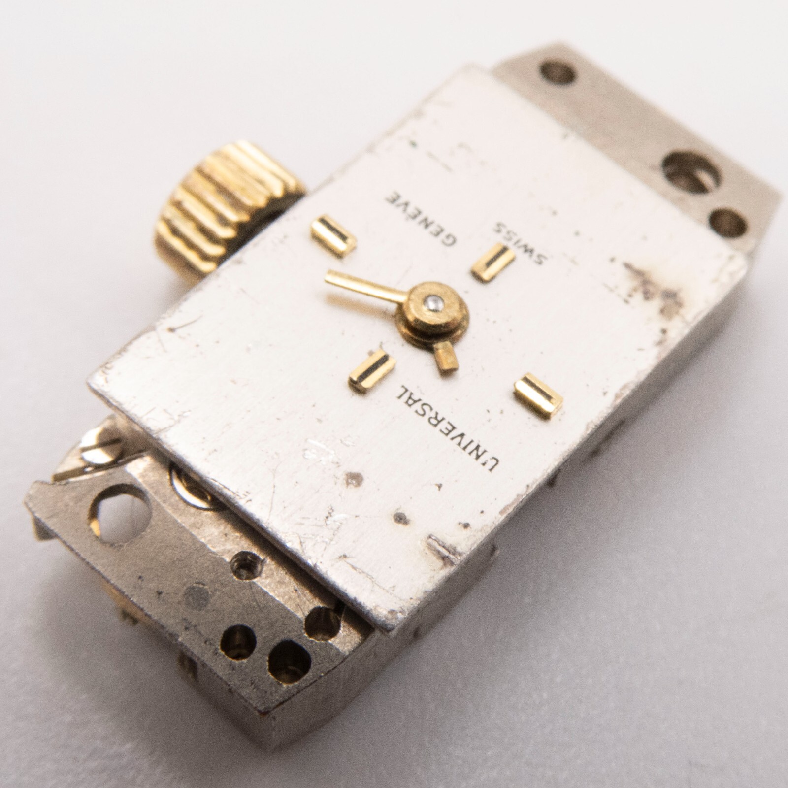 Vintage Universal Genève Caliber 09 17-Jewel Wristwatch Movement, Keeps Time