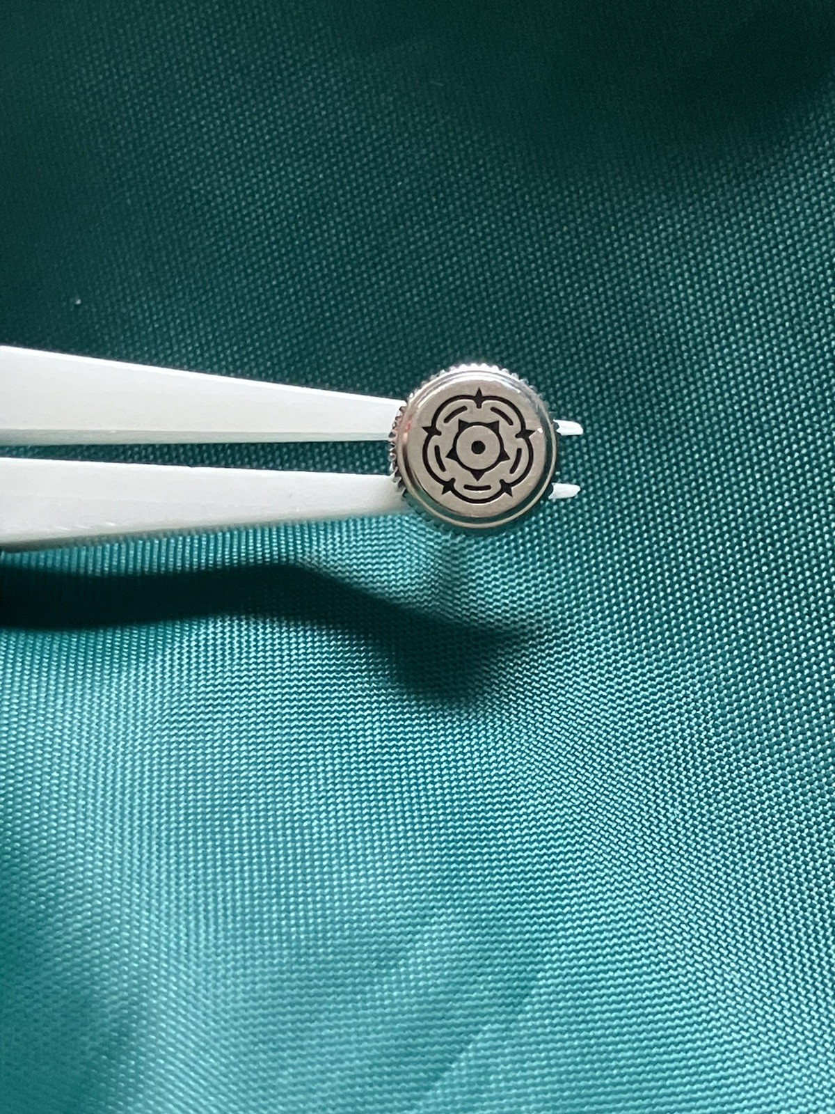 Genuine Tudor Rose 8mm Steel Crown for Black Bay 41mm etc – Preowned.