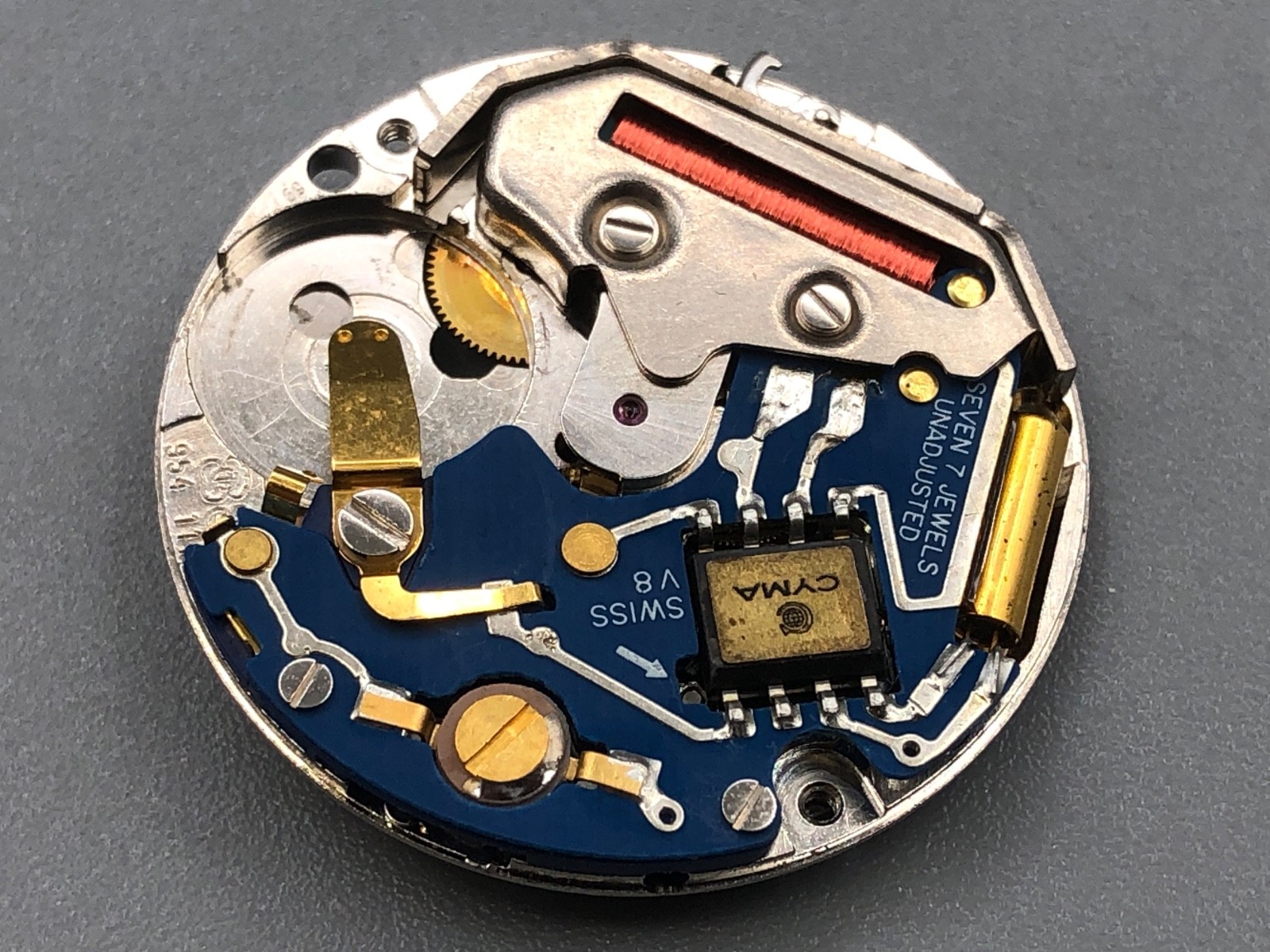 VINTAGE 70s CLEAN ESA ETA CAL. 954.111 SWISS QUARTZ WATCH MOVEMENT RUNING AS IS