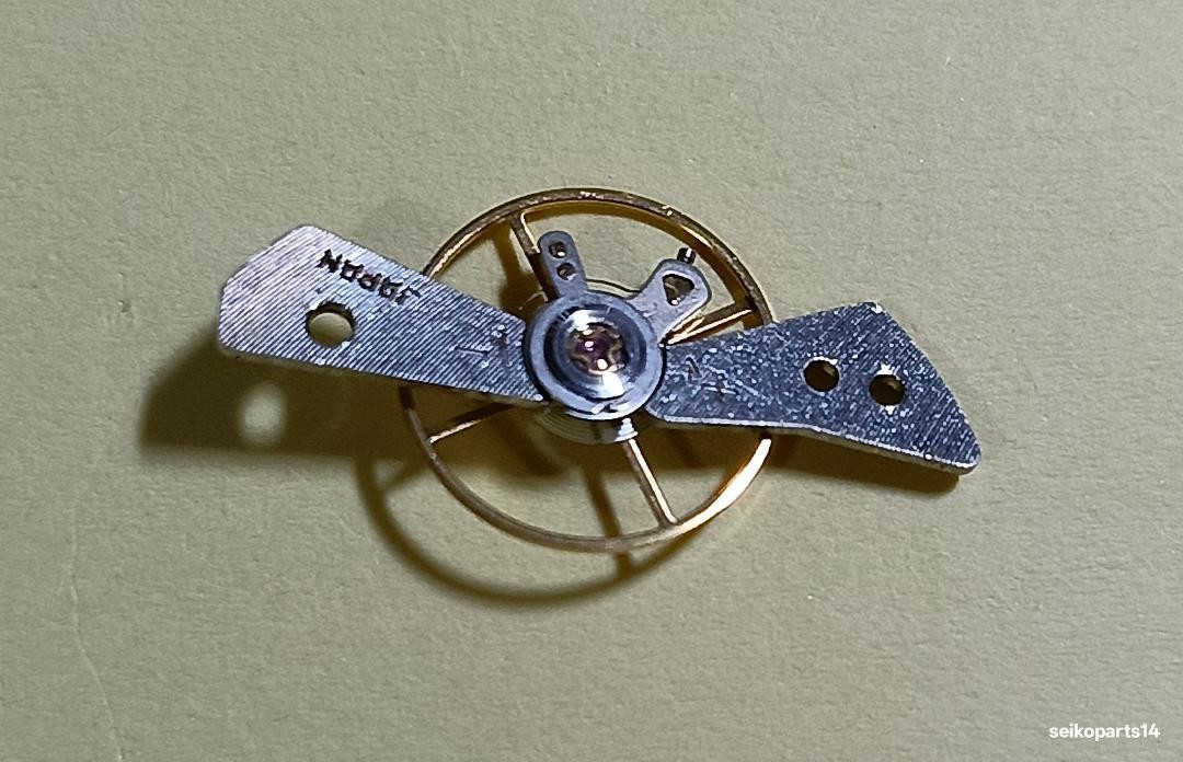 Genuine Used Balance Wheel W/ Balance Cock, Regulator Seiko Movement 6138 6139