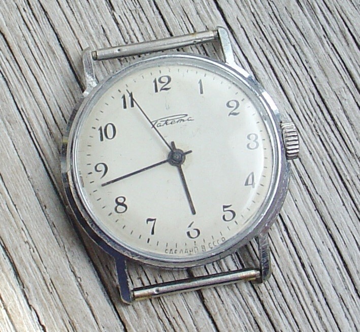 SOVIET RAKETA ATOM WATCH FIRST CLASS “2609A.1” MOV. 21jewels Screwback Servised