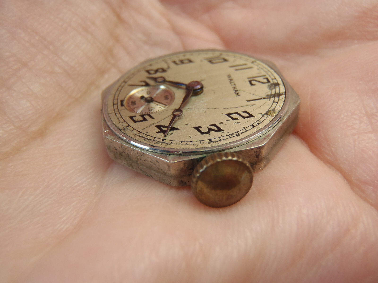 WALTHAM 24 539346 MOVEMENT WIND-UP 27.2 mm X 22.7mm SOLD 4 PARTS