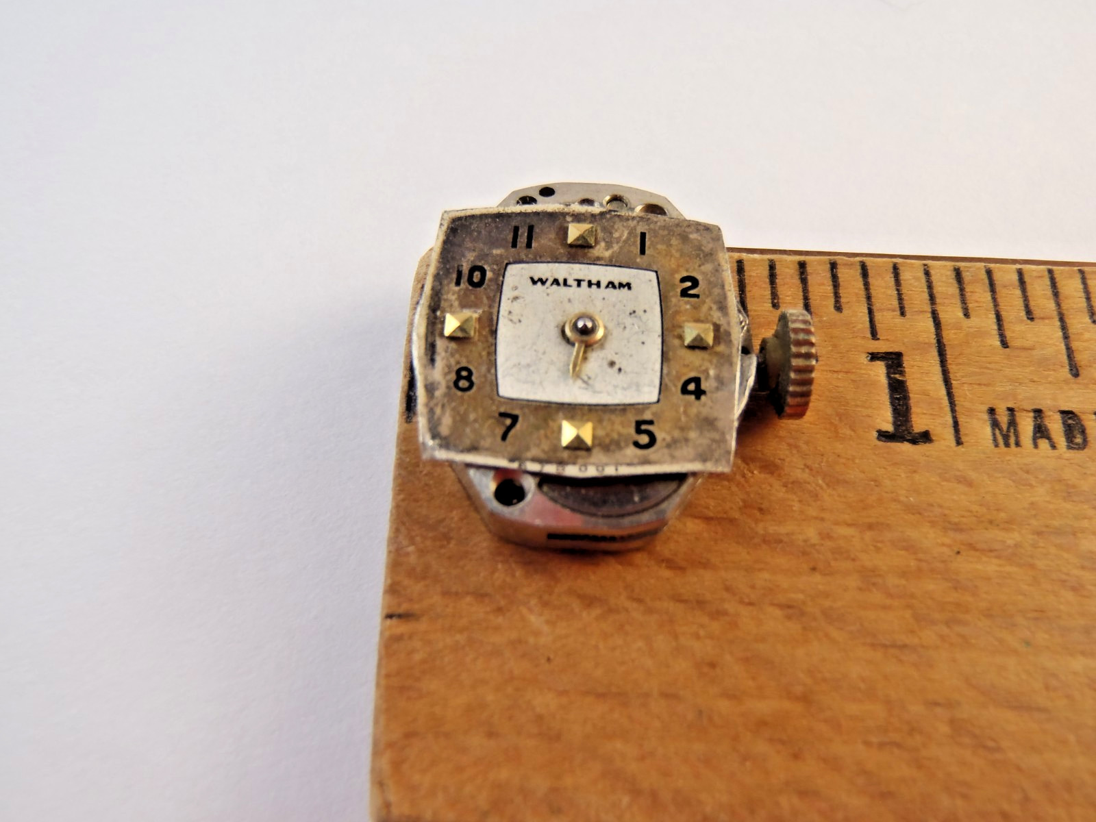 Vintage Elgin Cal. 799 Mechanical Watch Movement 17J Waltham Dial USA RUNNING