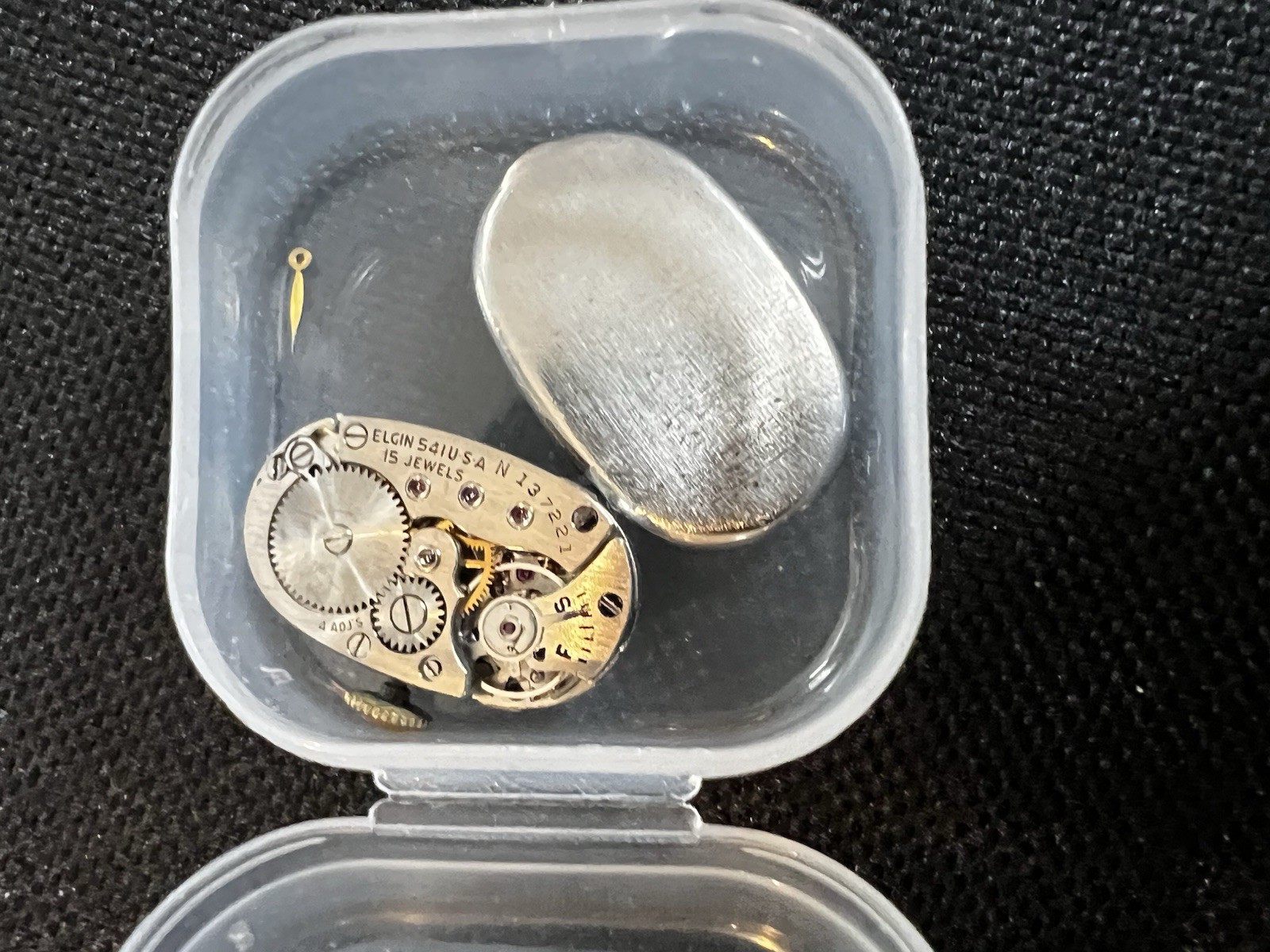 ELGIN Grade 547 WATCH MOVEMENT 15J 21/0S for Parts Repair