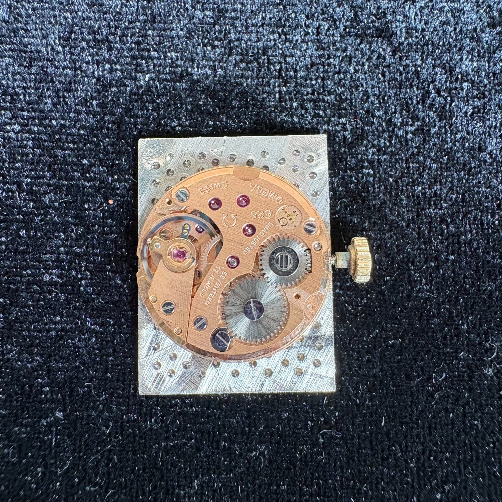 Vtg Omega 17 Jewel Unadjusted Manual Swiss Movement 130 Single Cut Diamonds