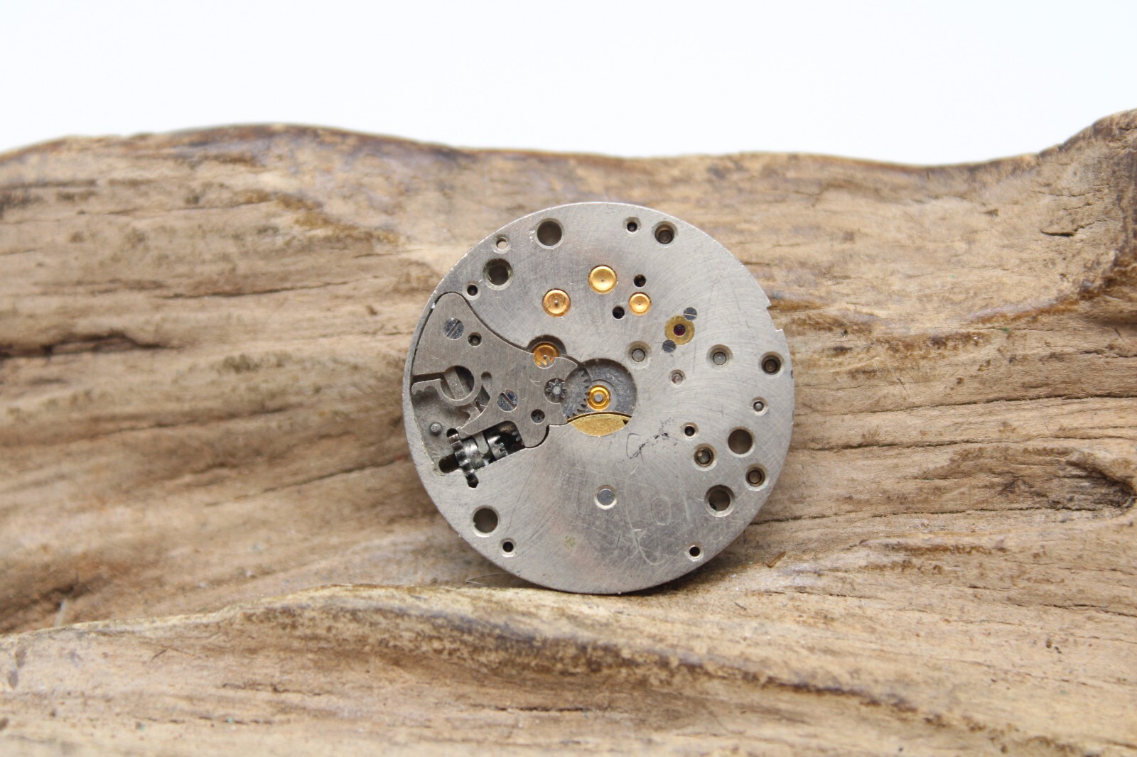 1937 ELGIN 36729007 WATCH MOVEMENT GRADE 526 8/0s 7j (PH2)