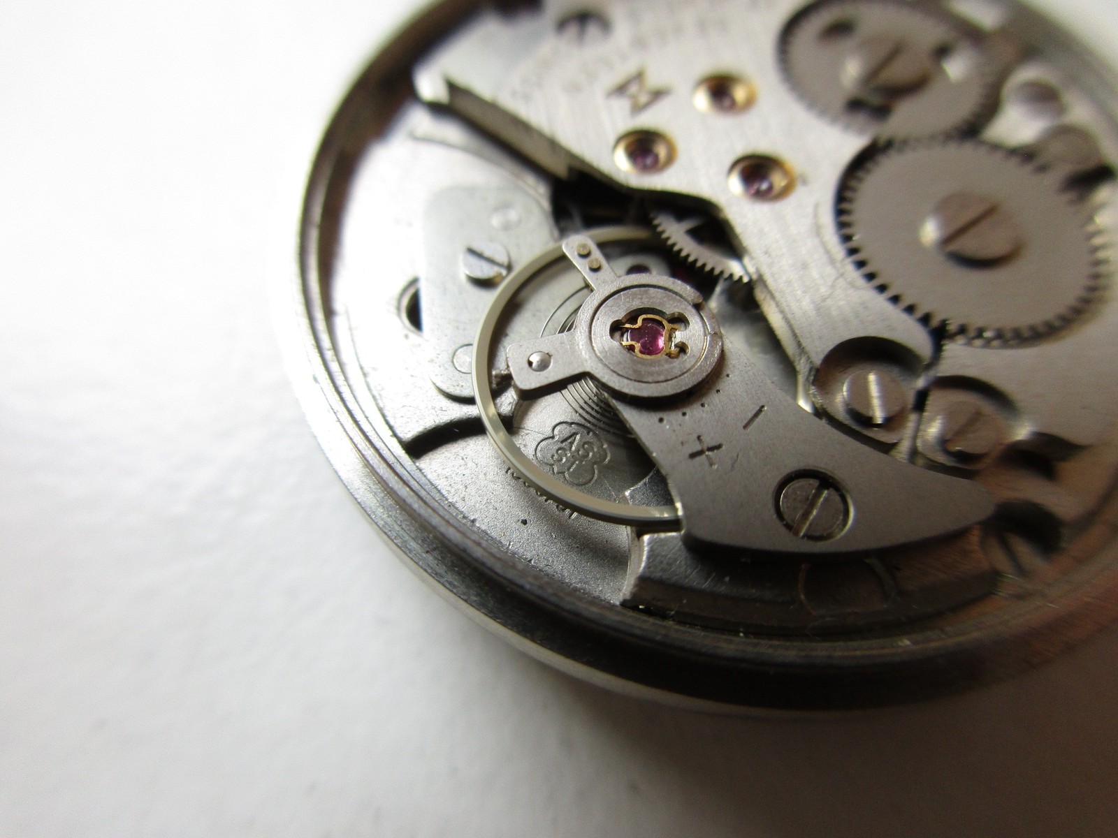 AS ST ASST cal. 1950/51 Swiss watch movement Edox dial & hands – running