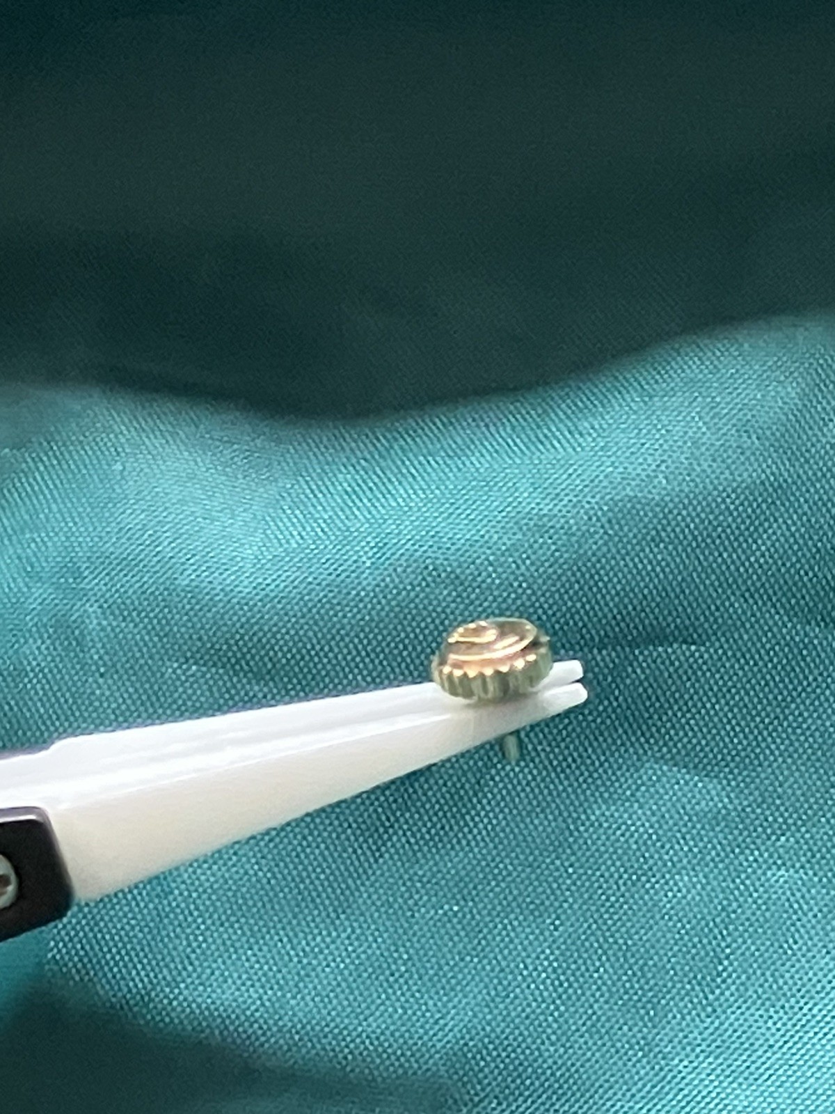 Genuine Rolex 18K Yellow Gold 6mm Crown for 36/41 Datejust etc..Preowned