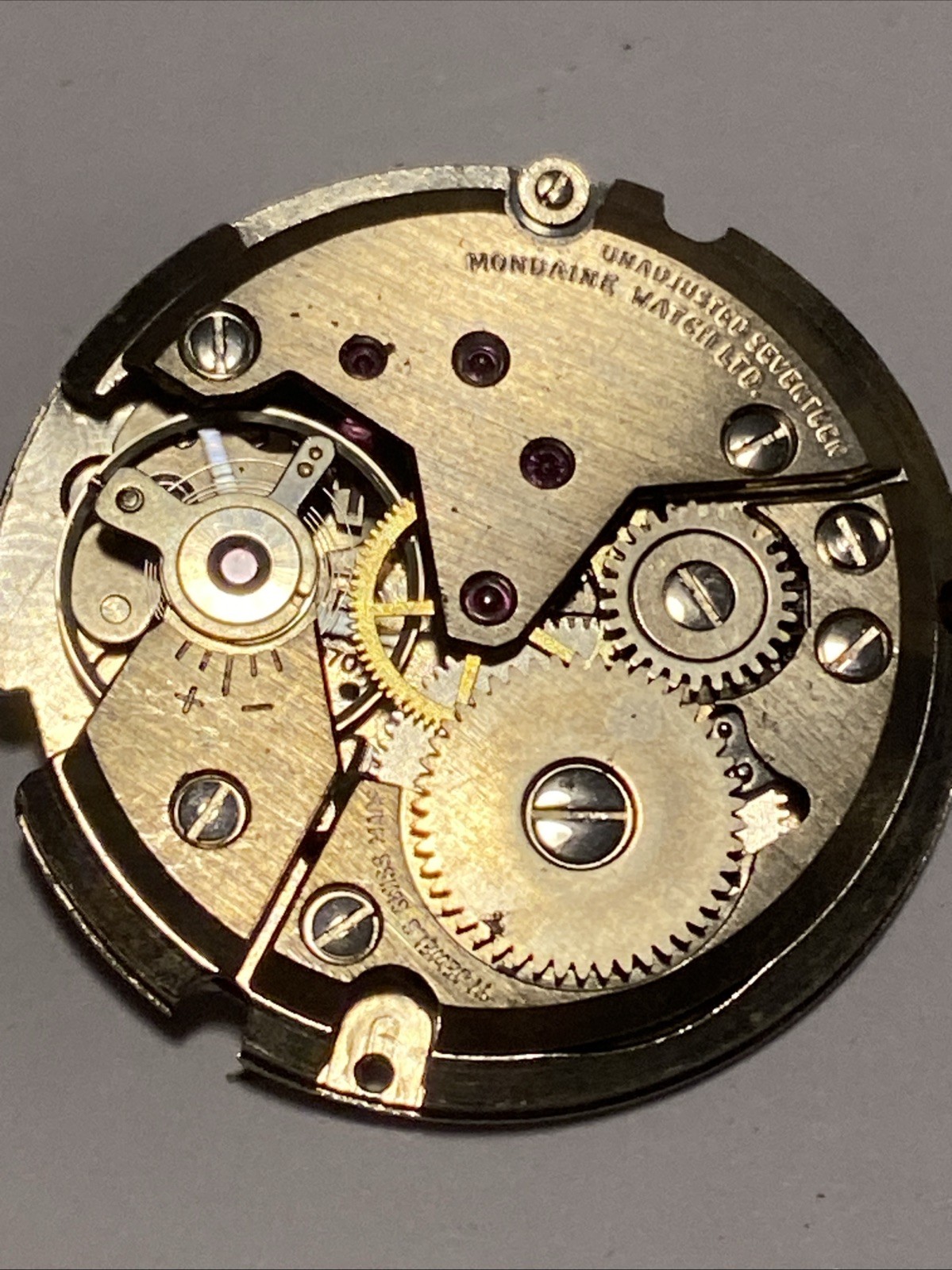 Mondaine Movement For Part/Repair 17 Jewel Peseux 7070 Runs
