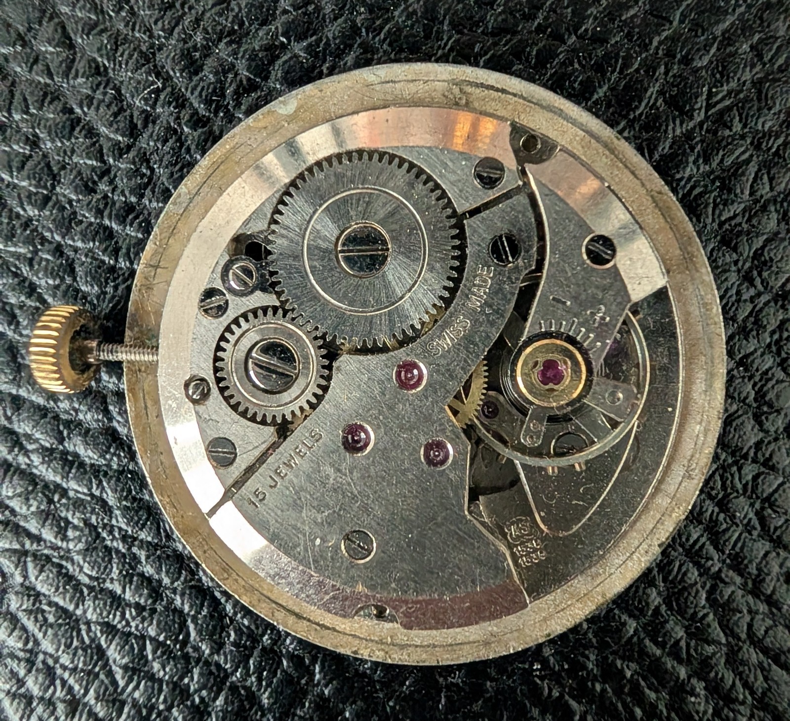 Vintage Avia Watch Movement Running AS 1538 15 Jewels Swiss Patinated Parts 31mm