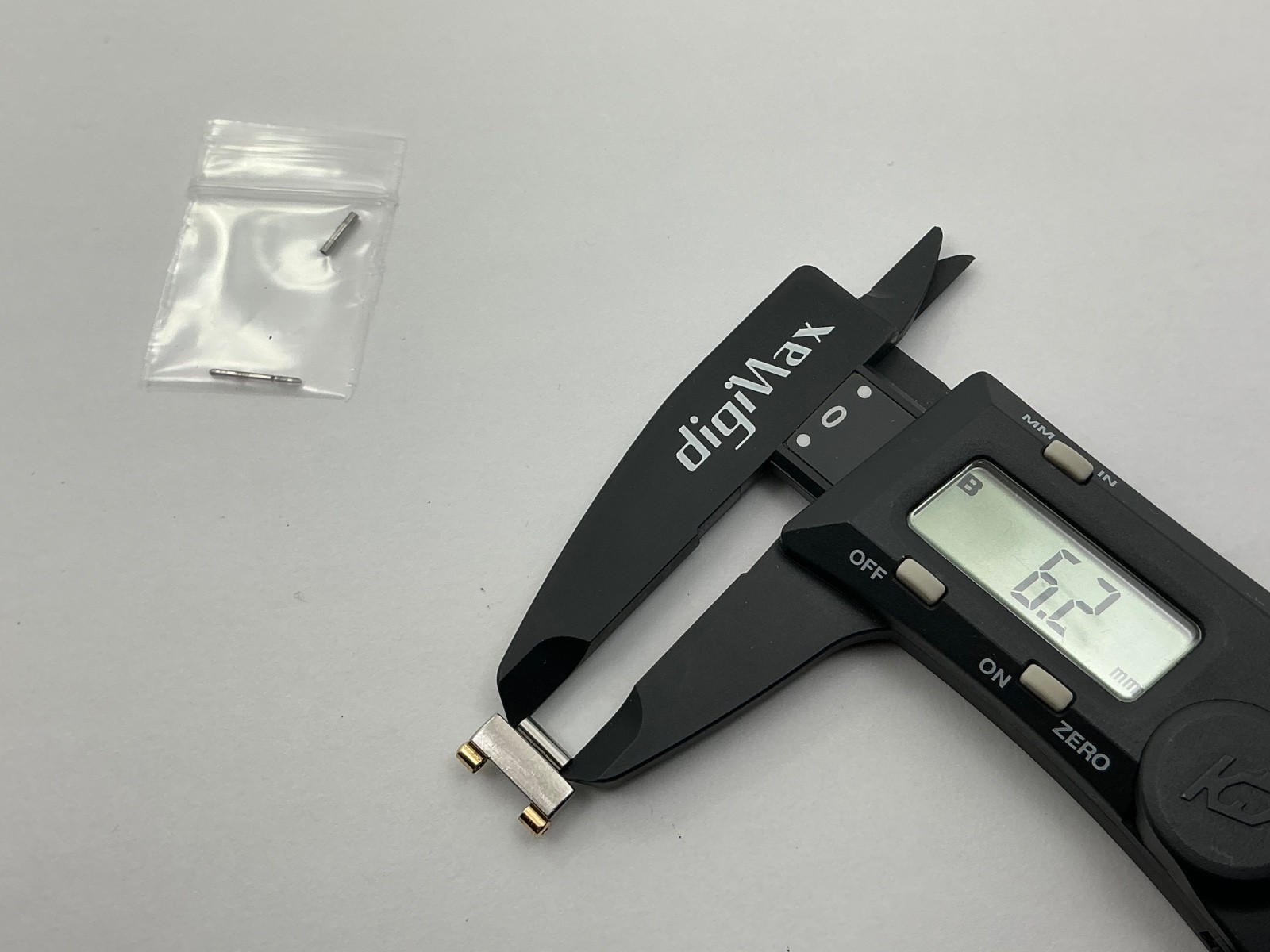 Authentic Factory OMEGA Constellation 12mm 18K & SS 1 Full Link 6553/865
