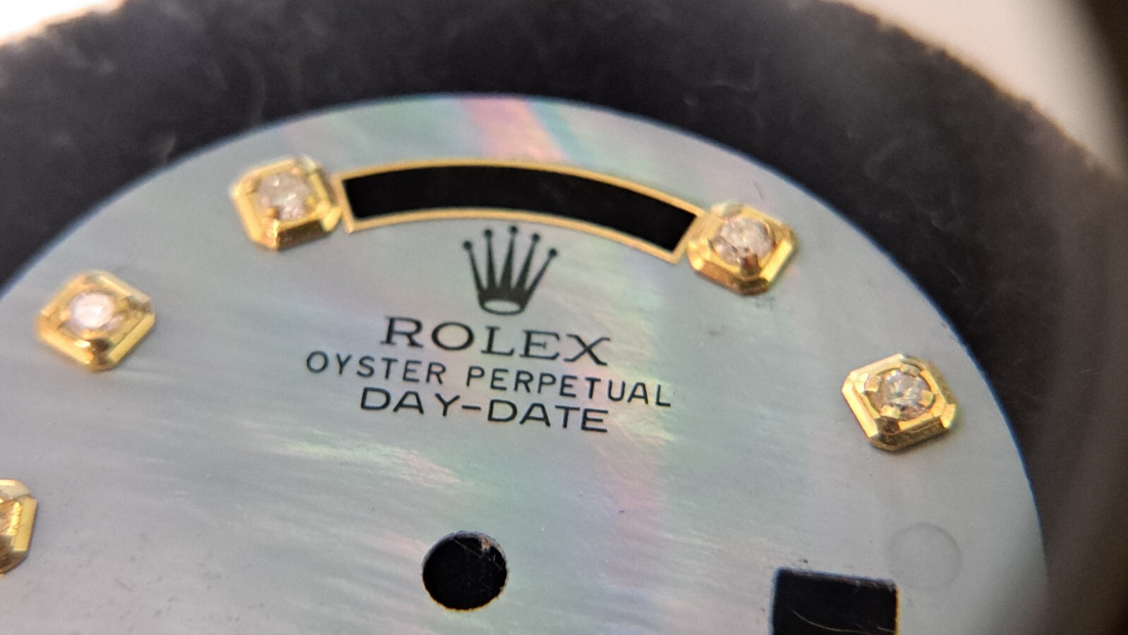 Genuine Vintage Rolex DIAL BLUE MOTHER OF PEARL GOLD Diamonds DAY DATE 28.5mm di