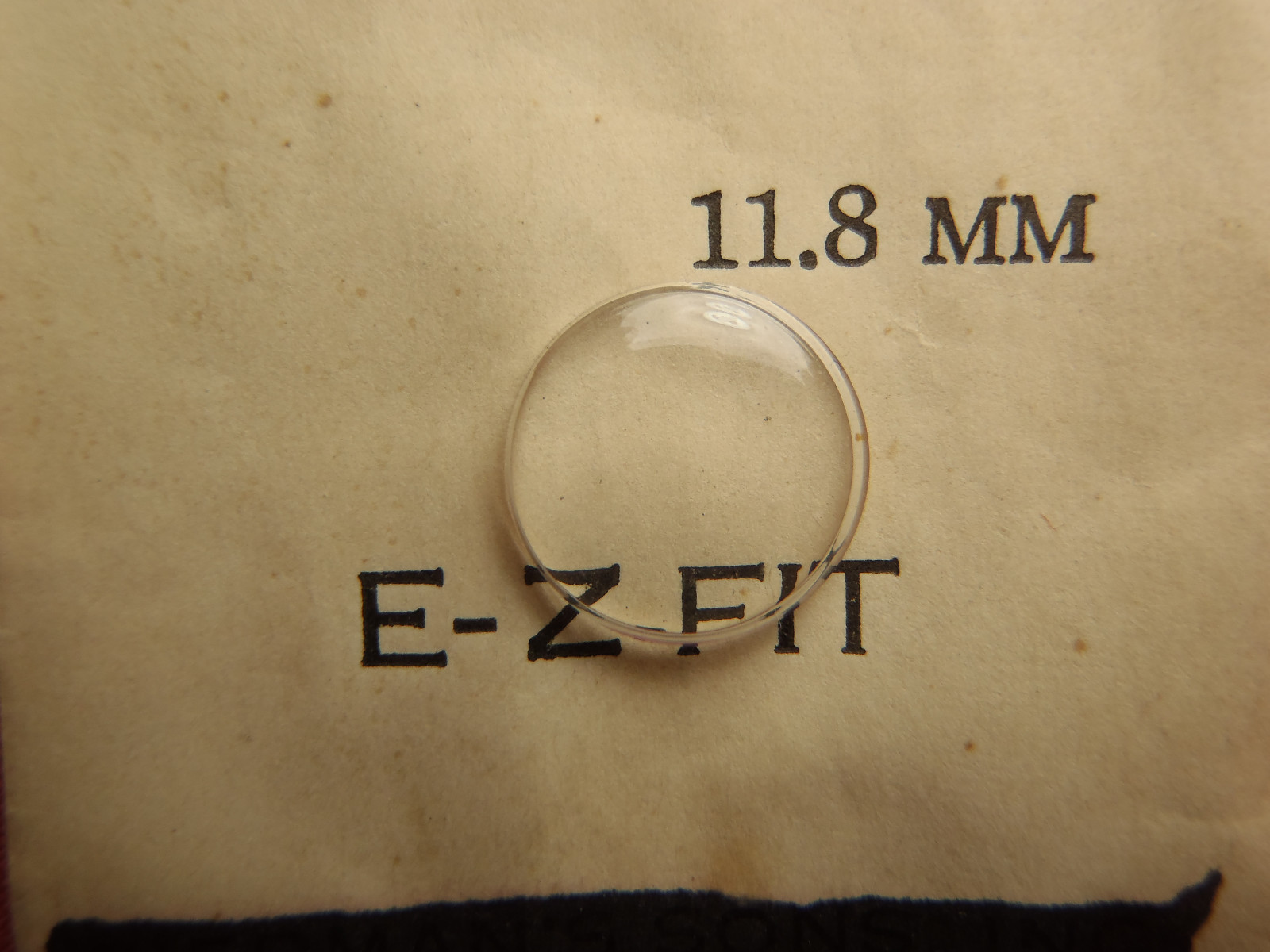 E-Z-FIT ROUND PLASTIC WATCH CRYSTAL 11.8 MM NOS