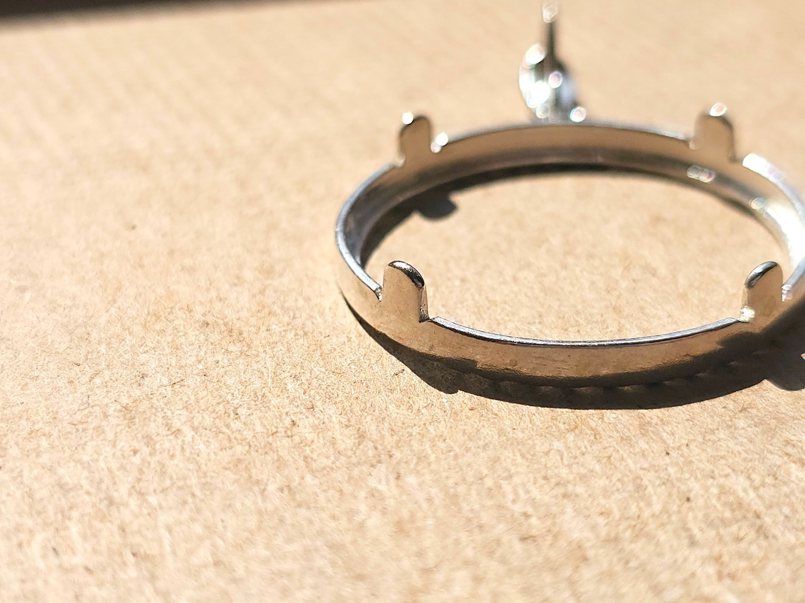 925 Sterling Silver Prong Back Diamond Cut Bezel for 26mm Coins