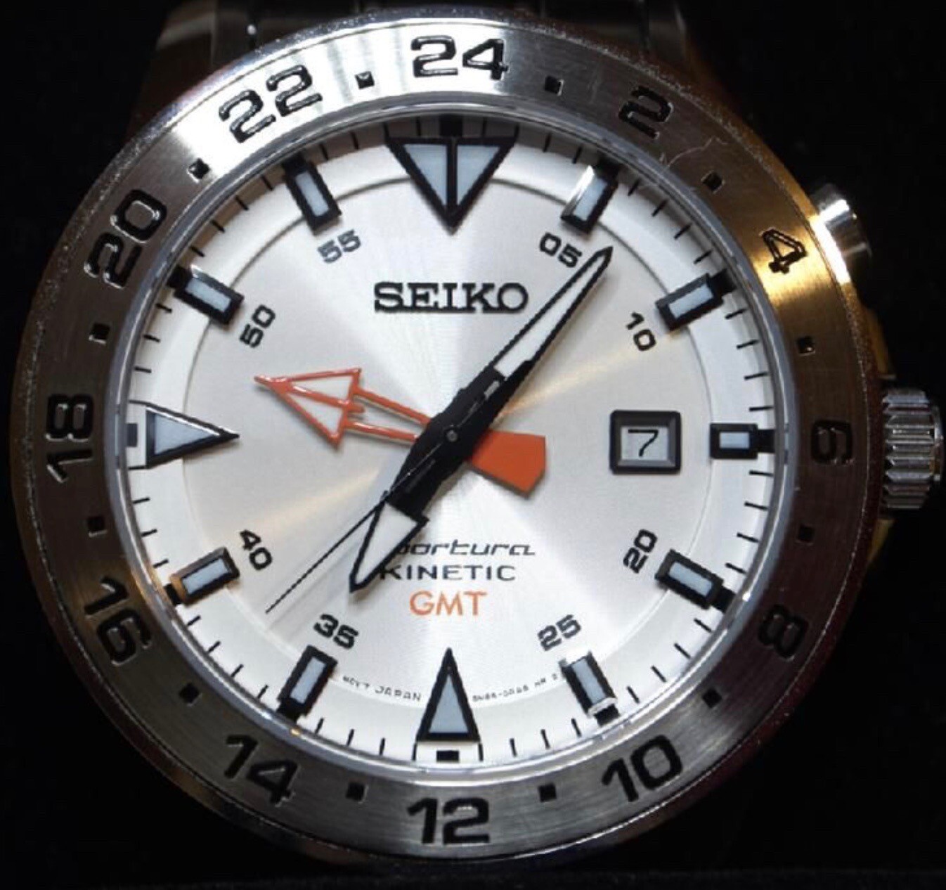 SEIKO – SUN025 – SPORTURA KINETIC GMT – BLACK SECOND HAND – PT# 3AA130F0ANB -NEW