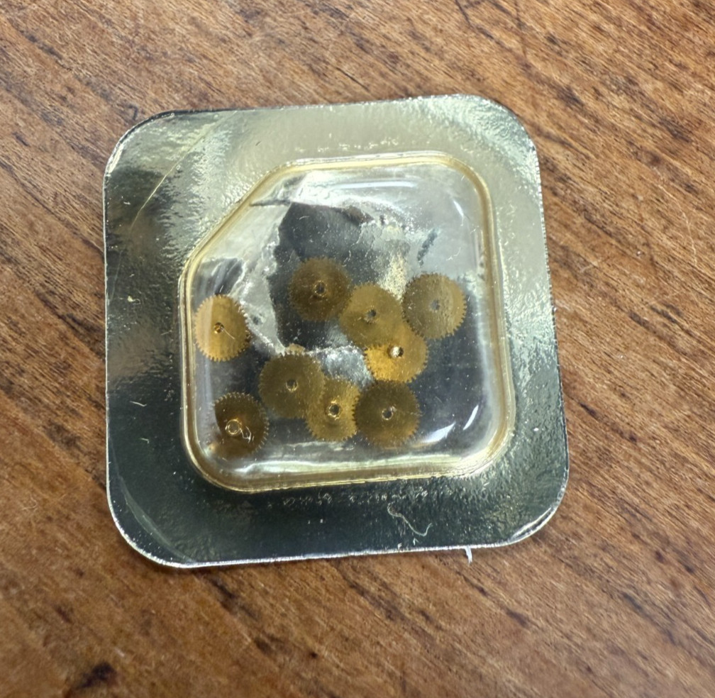 Original New Cartier Movement 057 Hour Minute Center Wheel Part VA200060