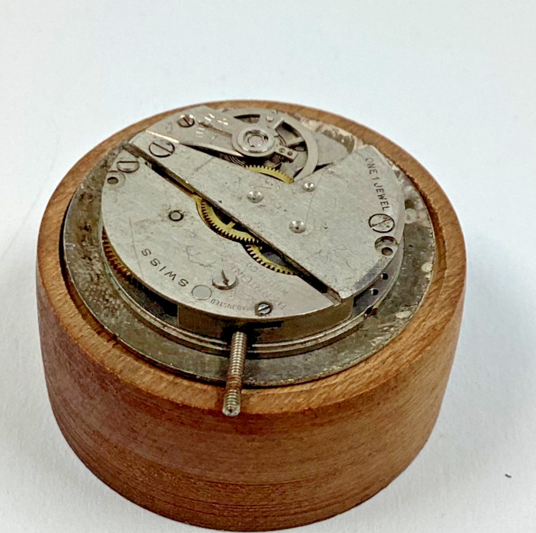 Lot Carlisle Henriline Watch Co Ebosa EB1553 Swiss 1 Runs Spare Part Repair READ