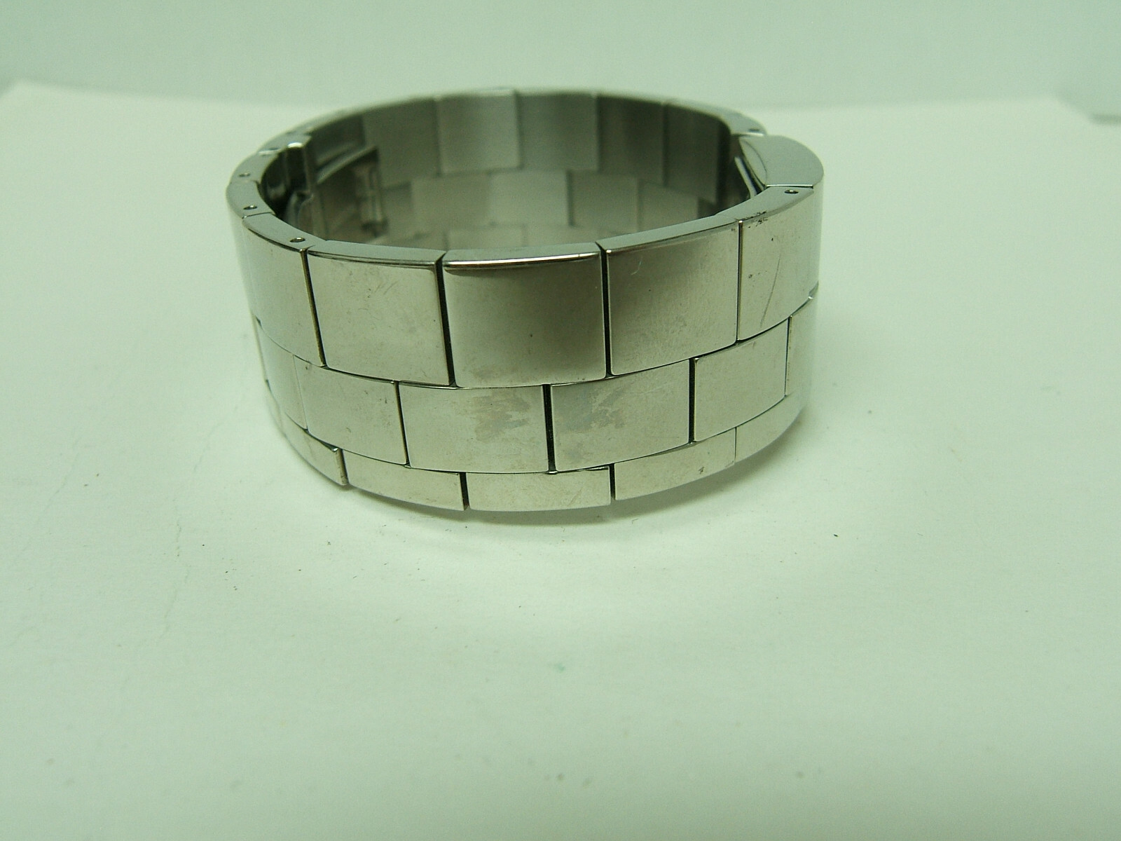EMPORIO ARMANI SILVER WATCH PHOTO SAMPLE FOR PARTS & REPAIR ONLY SOLD AS IS