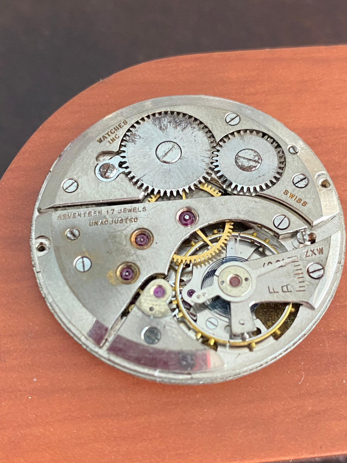 VINTAGE 37.37 MM WATCHES INC POCKET WATCH MOVEMENT, SWISS, SEELAND DIAL, RUNNING