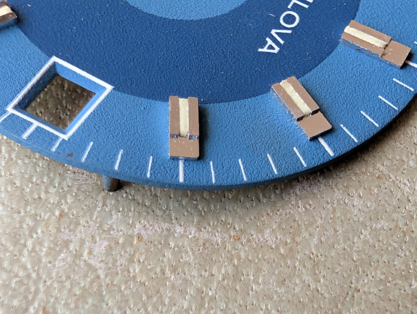 Vintage 1972 Bulova ‘7240’ Casual Dress Watch Blue Bullseye DIAL ONLY W/DEFECT