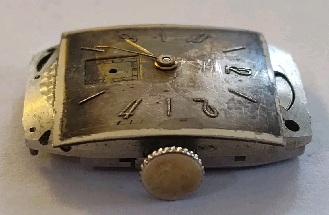 1942 Longines 9L Manual Wind Wristwatch Movement Hands Dial Running