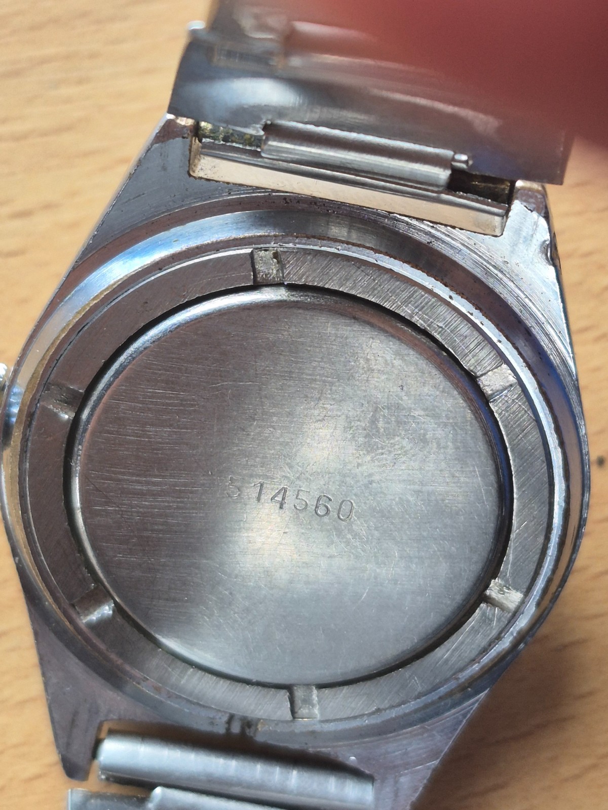 VINTAGE SOVIET LARGE WATCH RAKETA 2628.X WITH BLACK DIAL AND CALENDAR 1975-1985