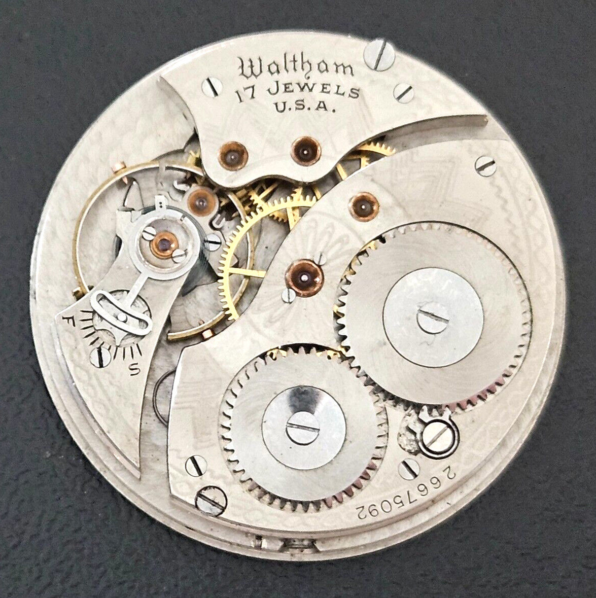 1928 WALTHAM 225 7J 12s OF 39.7mm USA WATCH MOVEMENT LOT.325