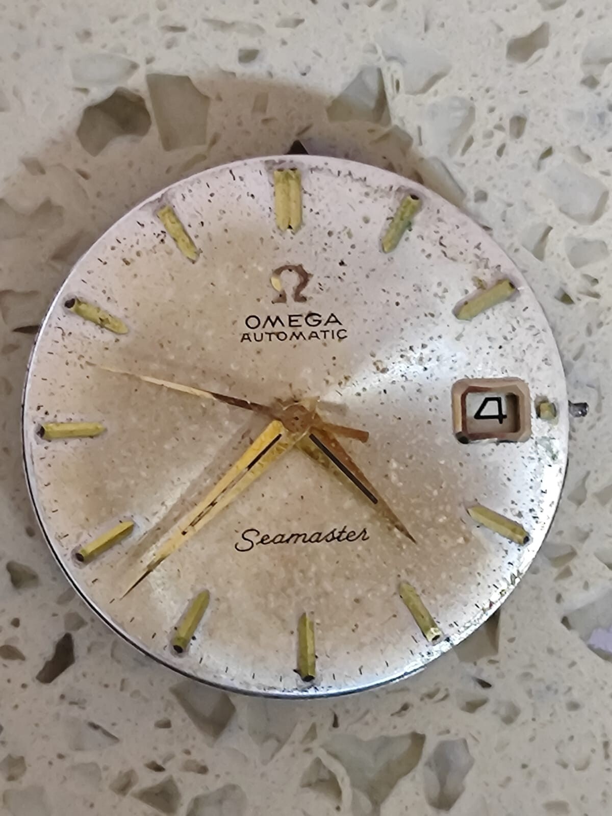Omega 562/565 Incomplete Complete Movement with dial & hands Not Working parts