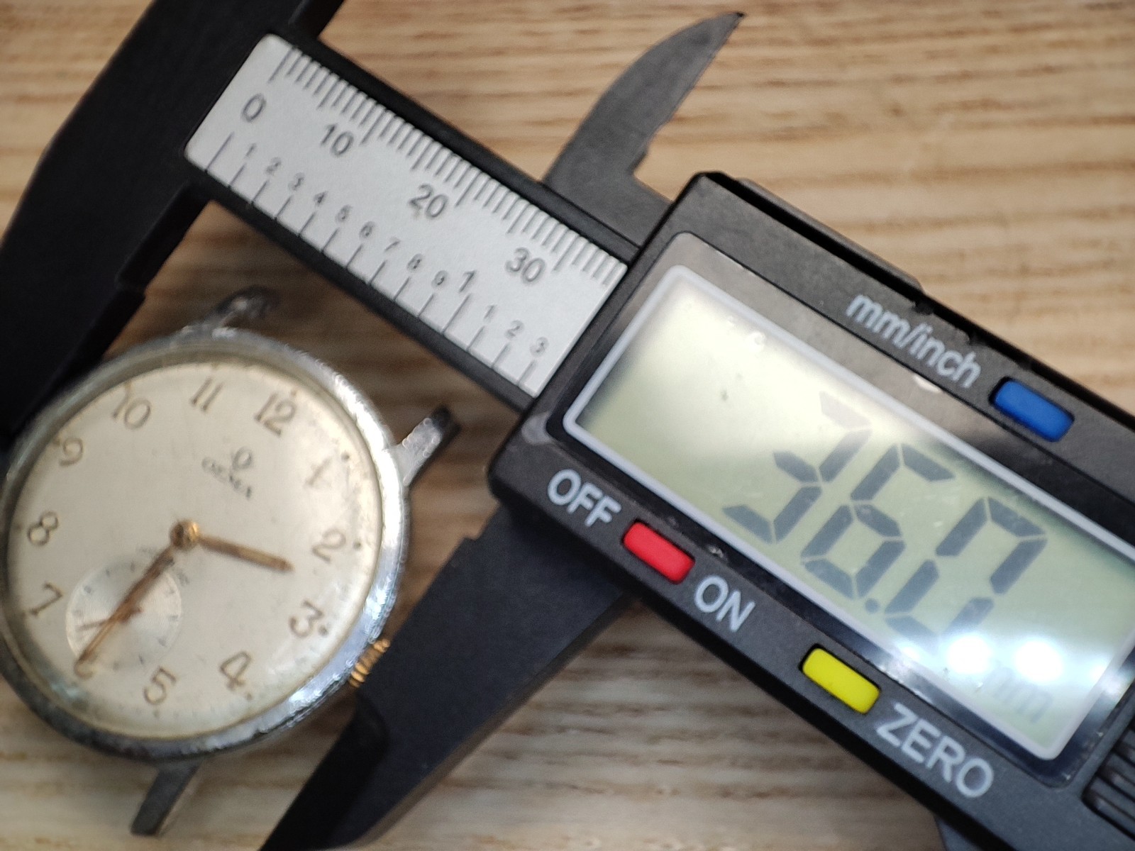 Unitas UT 6325 Watch movement Olma – 34.3 mm – for parts and spares