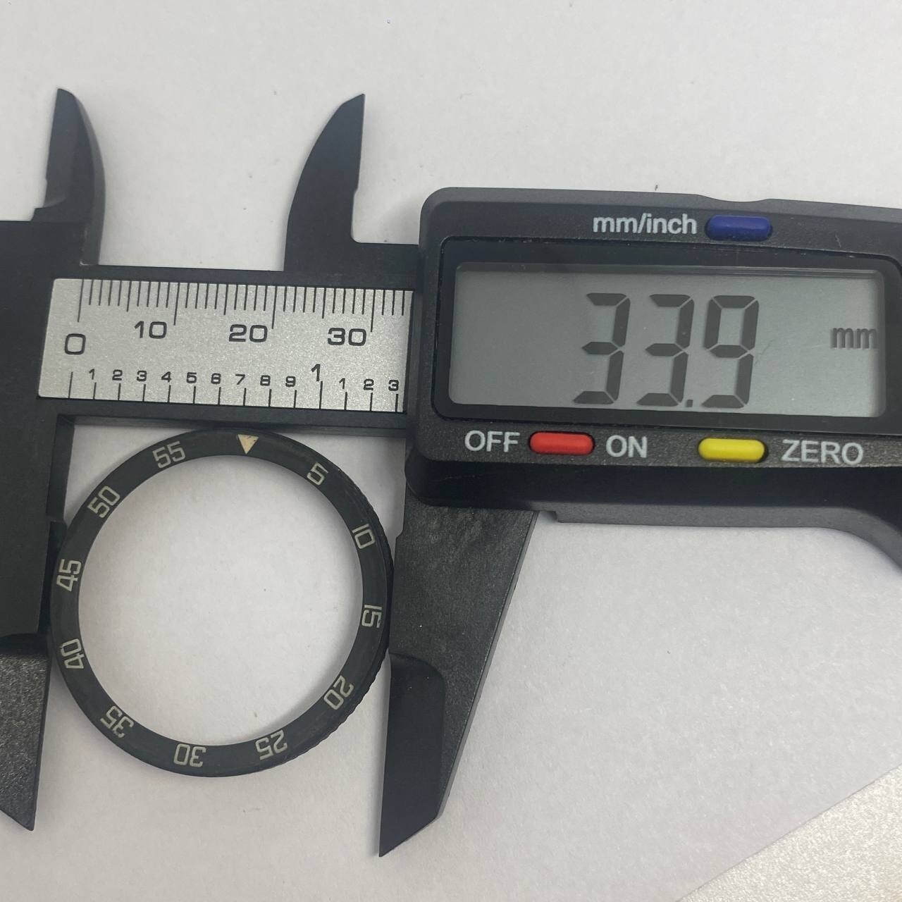 OMEGA FLIGHTMASTER INNER ROTATING BEZEL 34MM