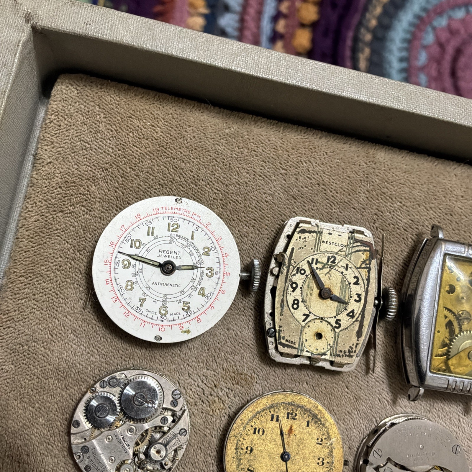 Lot of 15 VTG Wrist & Pocket Watch Movements For Parts or Repair