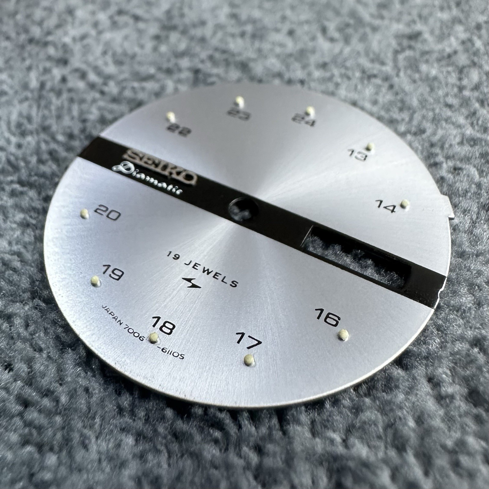GENUINE NEW OLD STOCK DIAL FOR VINTAGE SEIKO 7006-6020 DIAMATIC GRAY