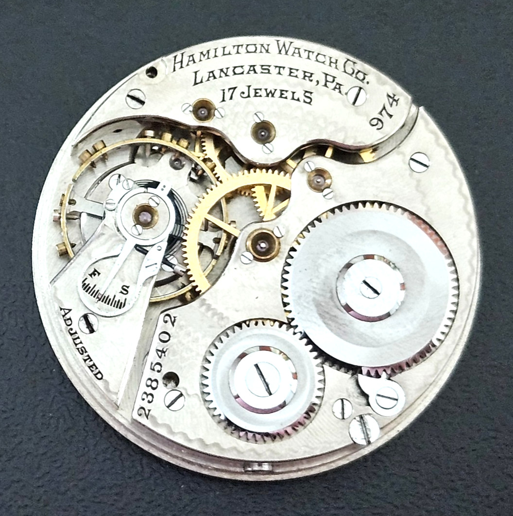 HAMILTON 974 16S 17J Watch Movement (REMOVED FROM GOLD CASE/BALANCE RUNS) lot105