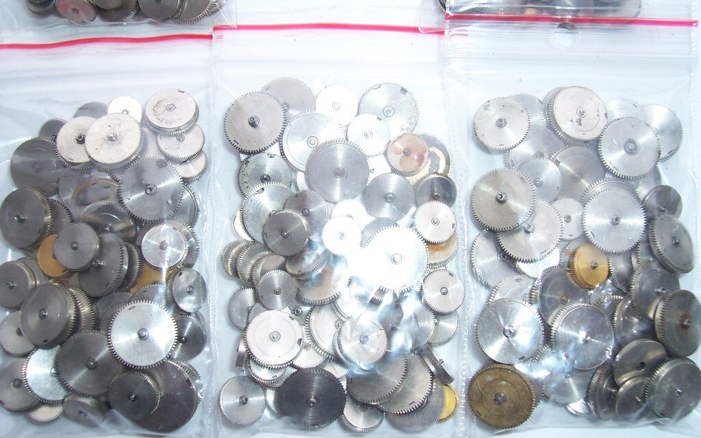 50 grams (70+ pcs) of watch MAINSPRING BARRELS WHEELS Steampunk parts repair