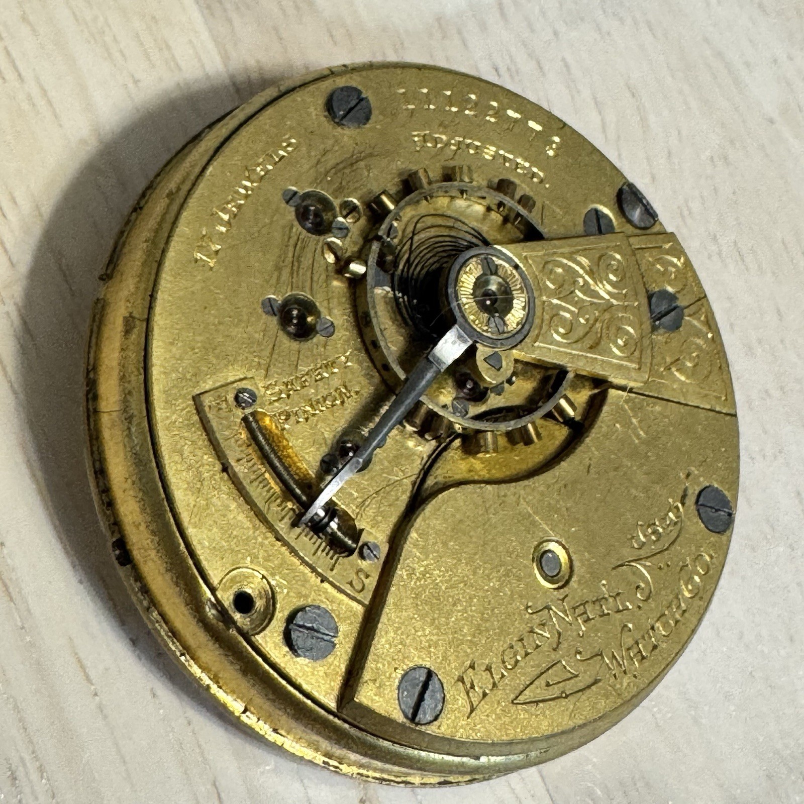 1905 Elgin Natl. Co 18s Pocket Watch Movement Grade 308 PARTS REPAIR NICE DIAL